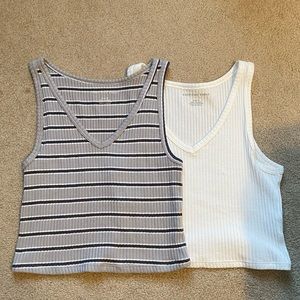 2 in 1 cropped tank tops